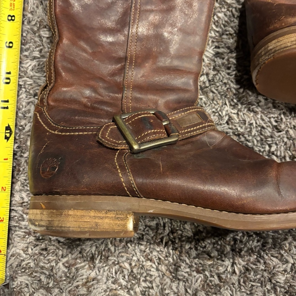 Women’s Timberland Tan Leather Boots - Picture 2 of 8